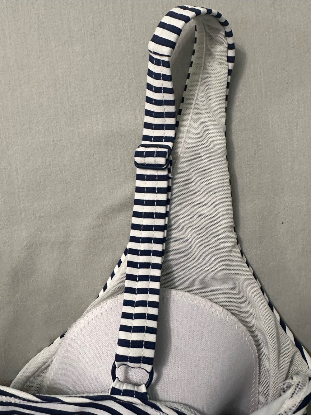 Nip Tuck Swim One Piece Swimsuit Womens Size 10 Navy White Striped Multi Fit Cup - Picture 8 of 11